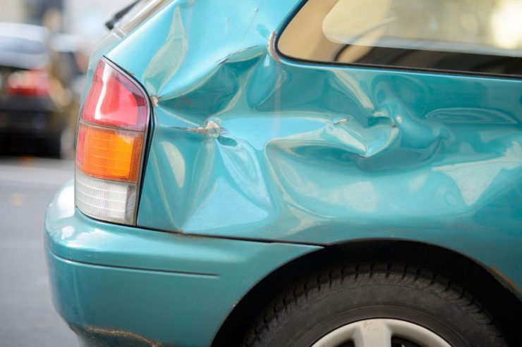 Multa per auto incidentata che circola quali sono i casi