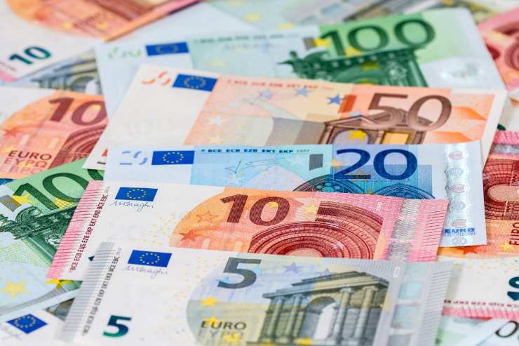 banconote euro per rata mutuo 