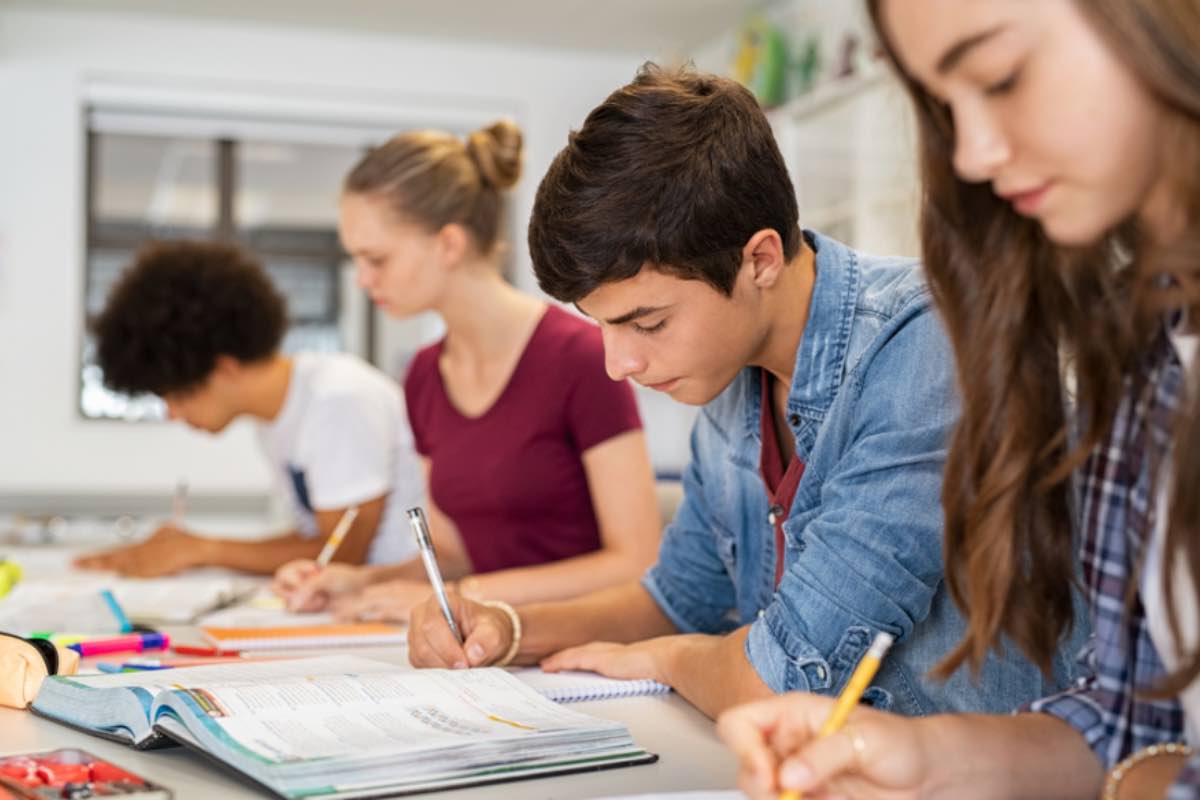 Studenti liceali a scuola