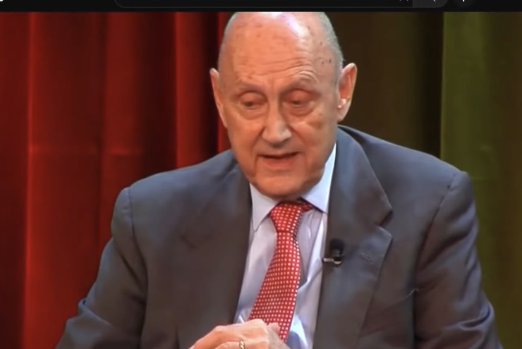 Burton Malkiel durante un suo discorso economico