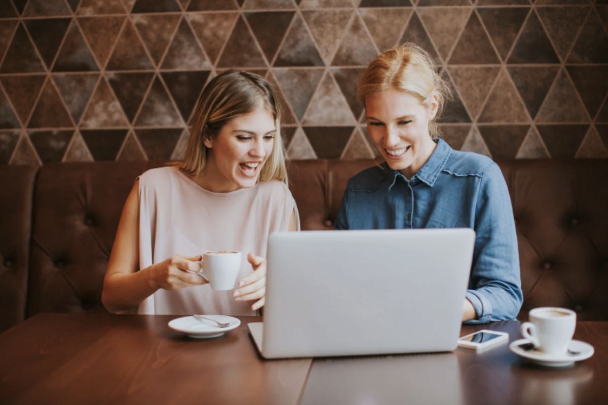 Donne al computer