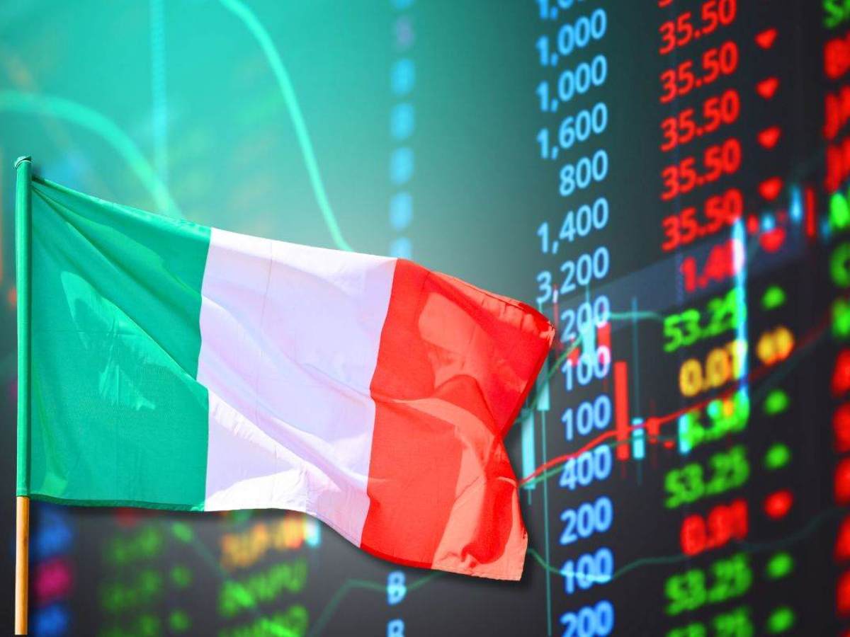 sfondo con cifre di trading e bandiera italiana