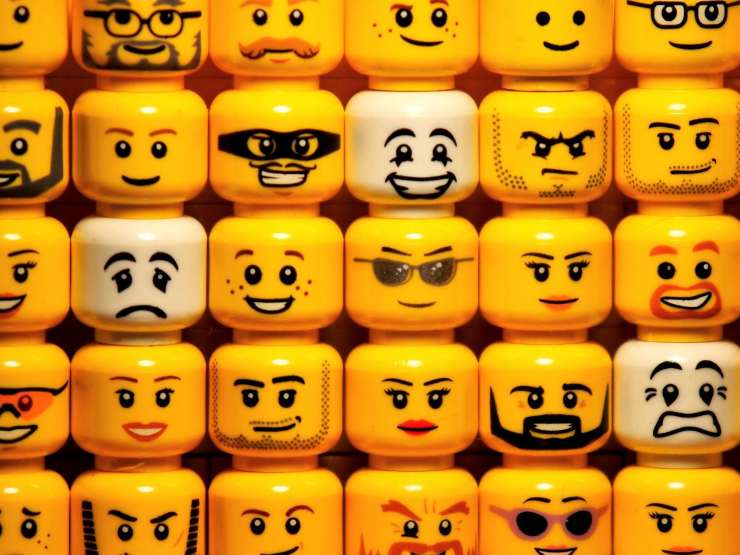 facce personaggi LEGO 